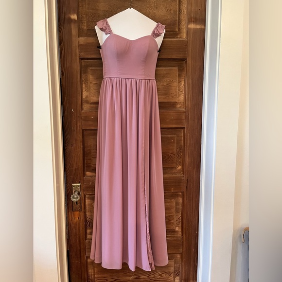 Azazie - Metz Dress in Dusty Rose. Size A4. Fits 5’4” girl in 3” heels - Picture 4 of 7